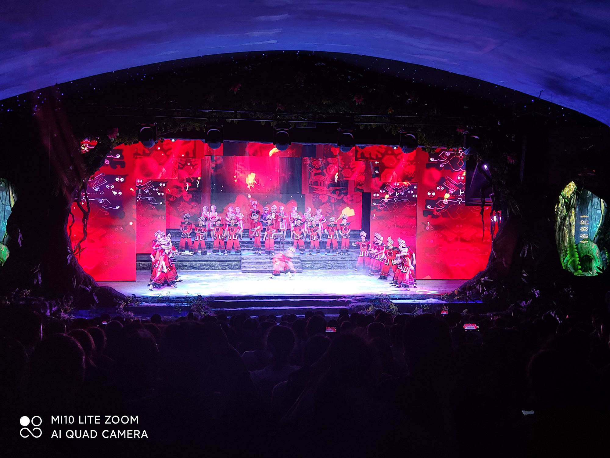 LED顯示屏,室內(nèi)全彩LED,戶外LED顯示屏,LED顯示屏供應(yīng)商,戶外彩色LED顯示屏,LED顯示屏生產(chǎn)廠家,高密度LED全彩顯示屏,湖南LED顯示屏,湖南室內(nèi)全彩LED