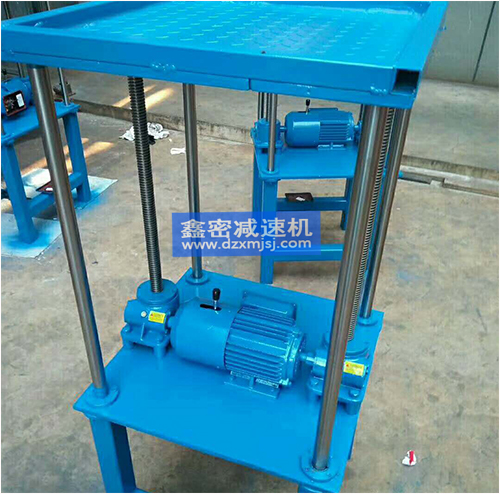 LDSJϵ����΁݆�z�U�����C